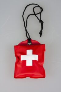 first aid, emergency, help-4507747.jpg